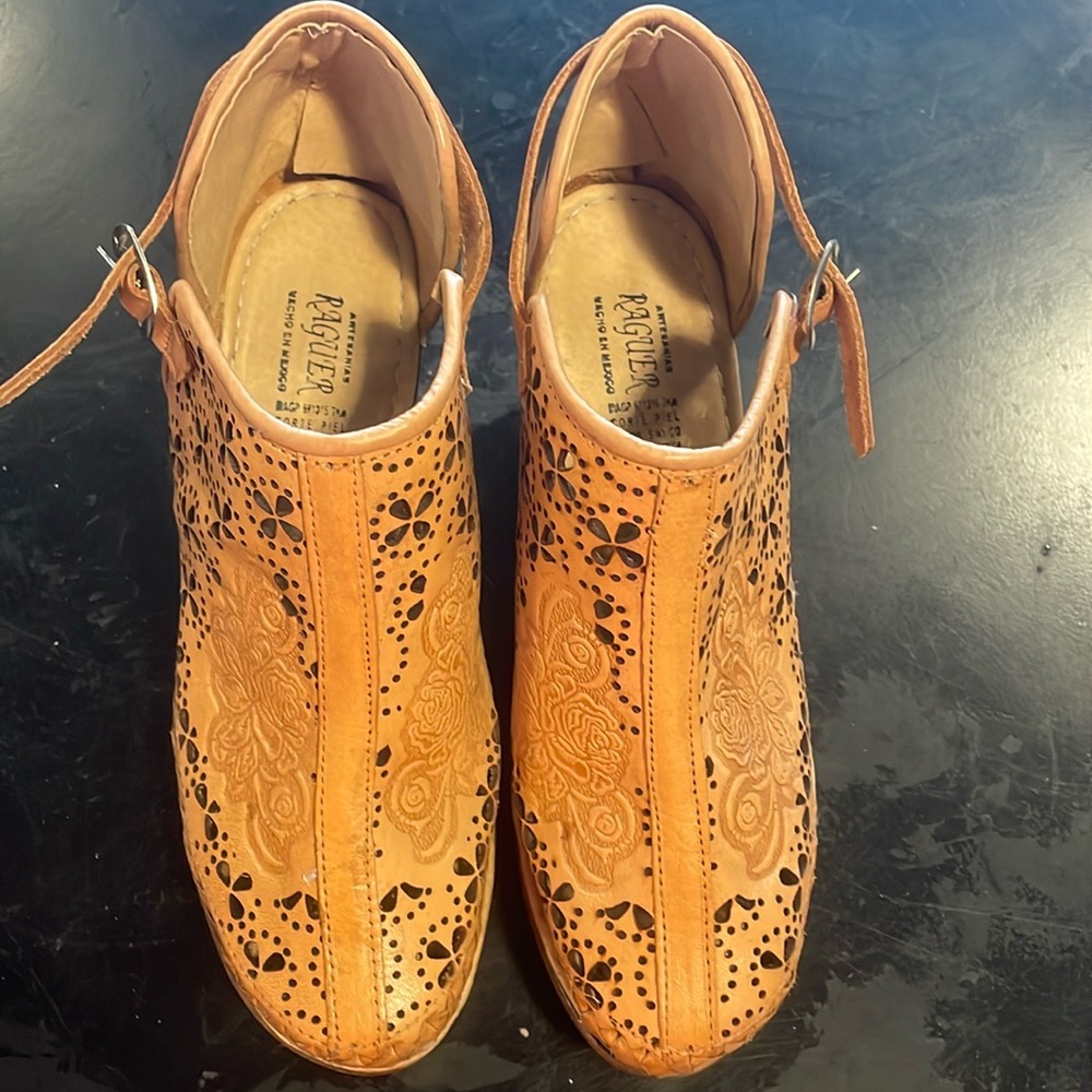 Zapatos artesanales